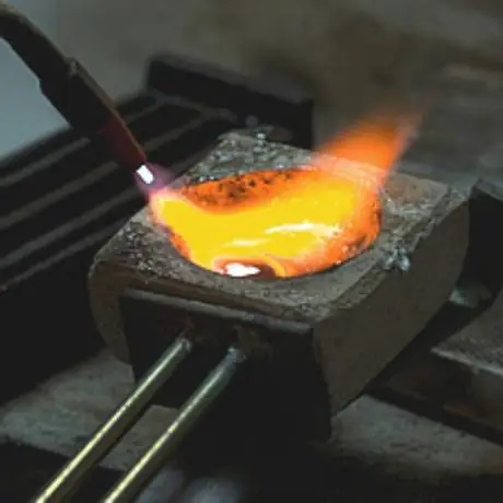 11gold-melting